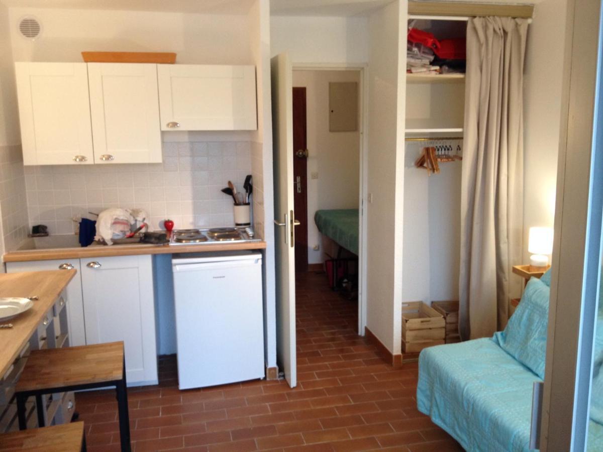 Au Calme Dans Hameau Fleuri Joli Studio 3 Pers Piscine Parking Wi-Fi Vence Exteriör bild