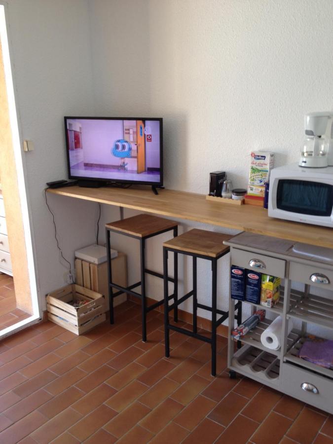 Au Calme Dans Hameau Fleuri Joli Studio 3 Pers Piscine Parking Wi-Fi Vence Exteriör bild