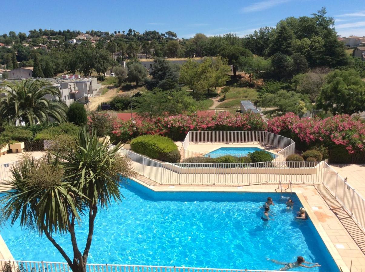 Au Calme Dans Hameau Fleuri Joli Studio 3 Pers Piscine Parking Wi-Fi Vence Exteriör bild
